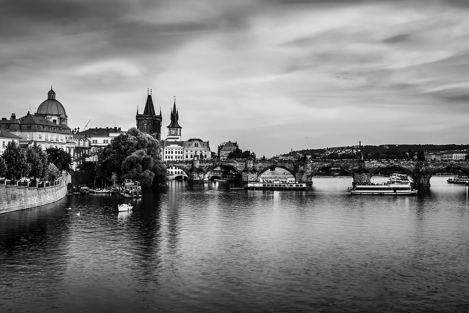Most Karola Praga, Panorama Praga, Praga Czechy, pixabay.com