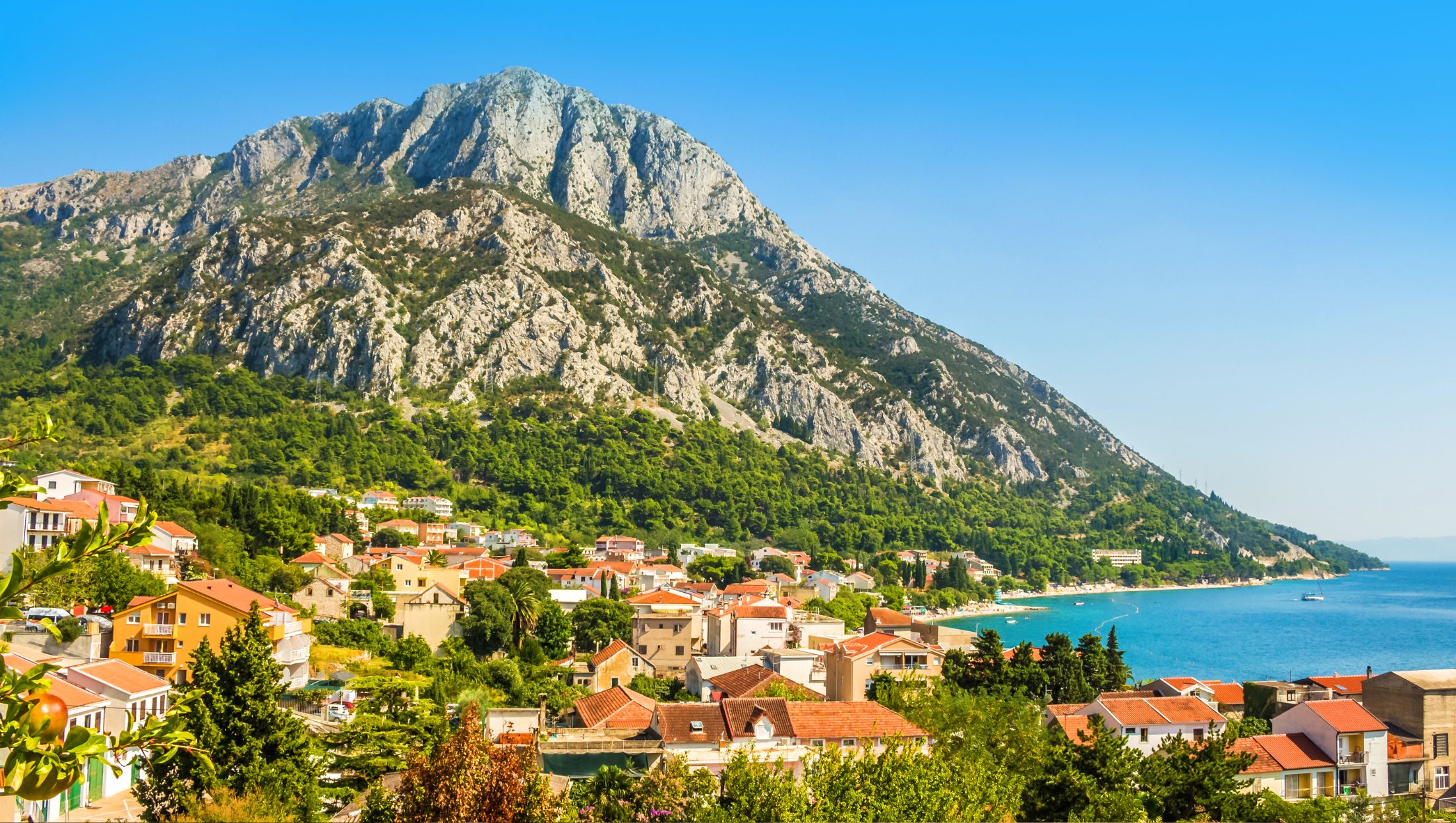 Gradac plaże, atrakcje i noclegi