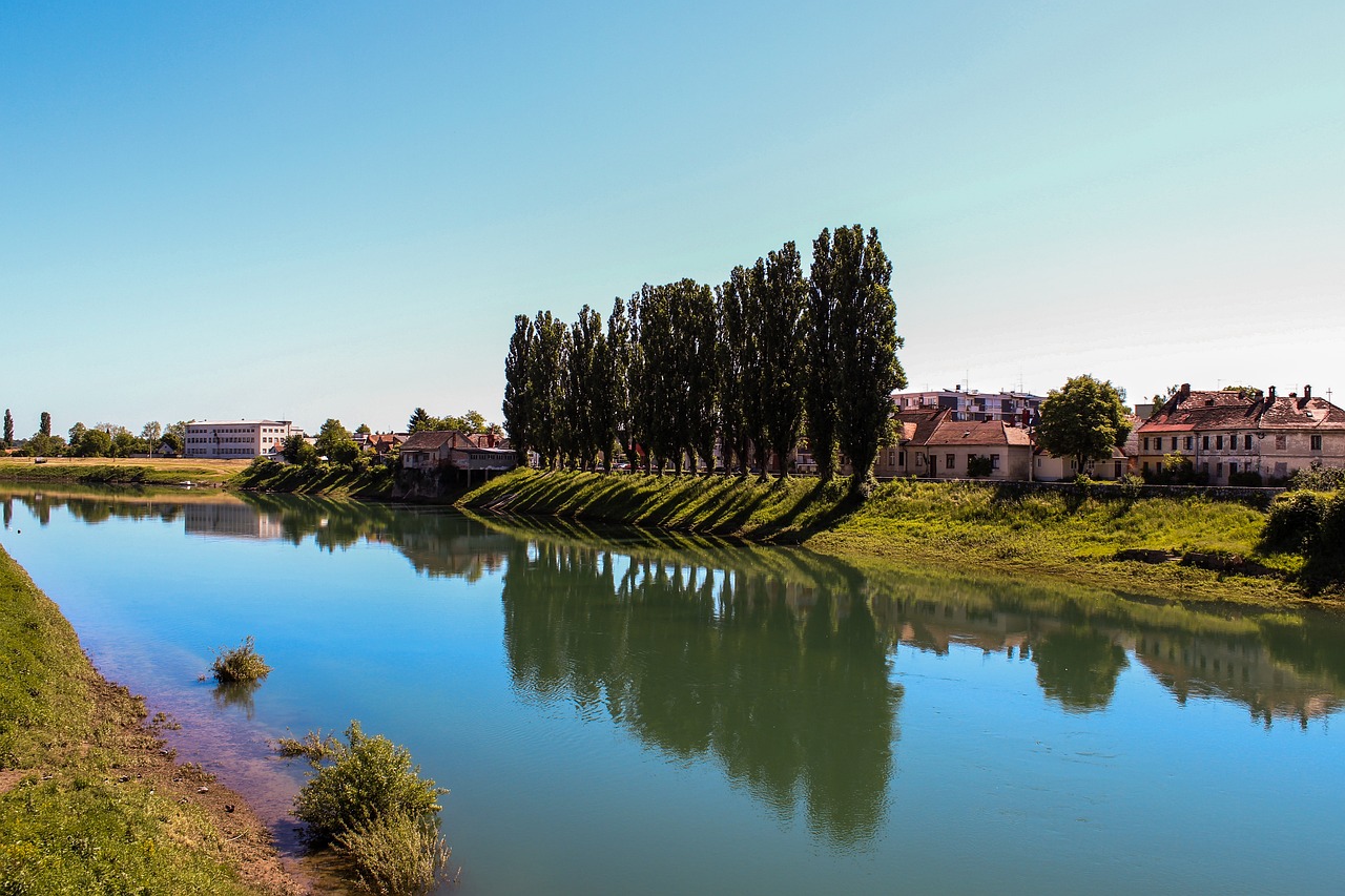 Karlovac atrakcje, zwiedzanie w drodze na wybrzeże