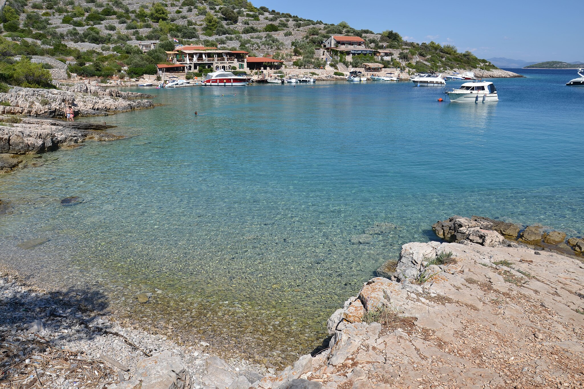 Wakacje Kaprije – plaże, atrakcje i noclegi