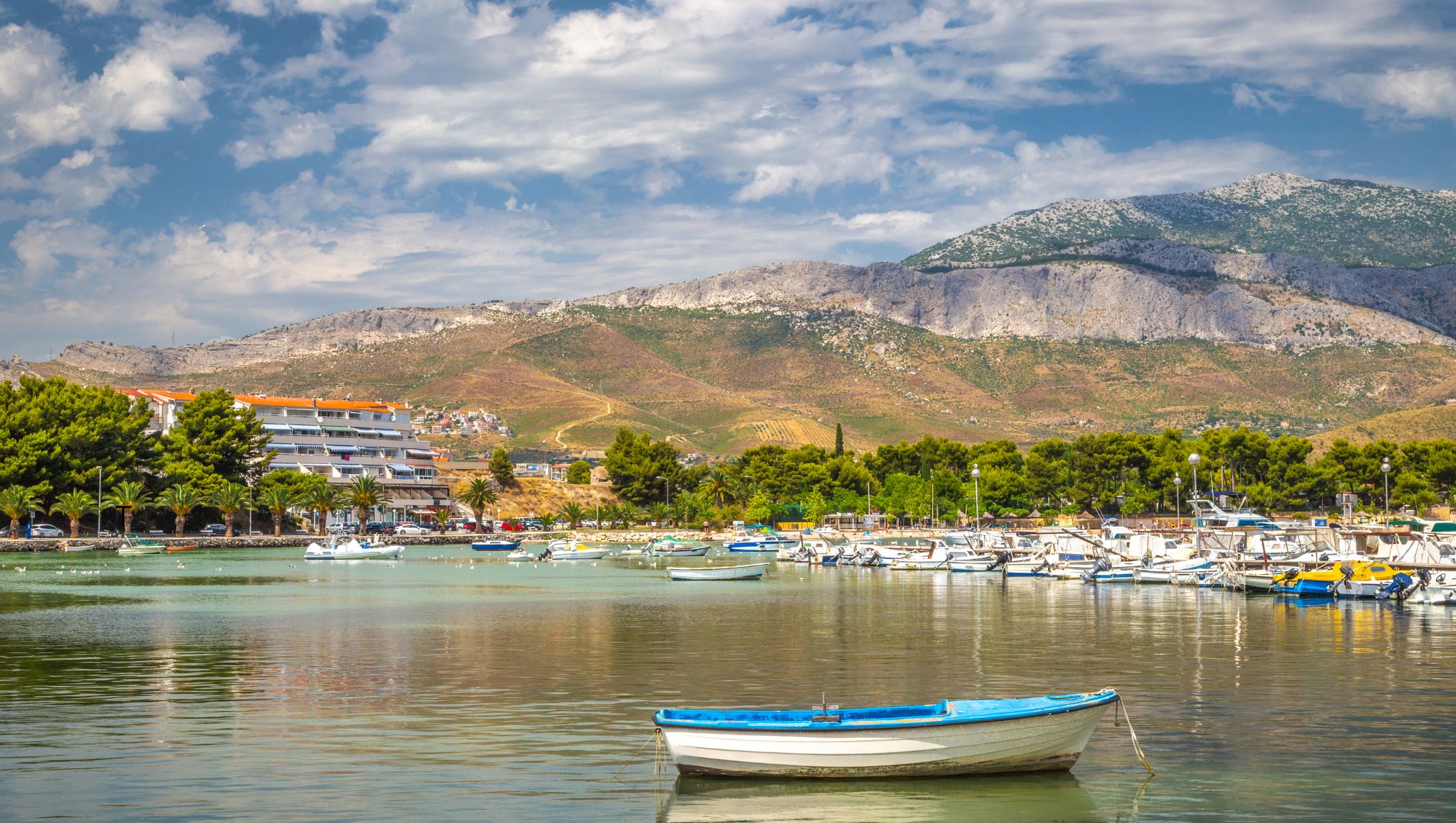 Stobreč Chorwacja – urokliwa zatoka nad Adriatykiem w cieniu Splitu