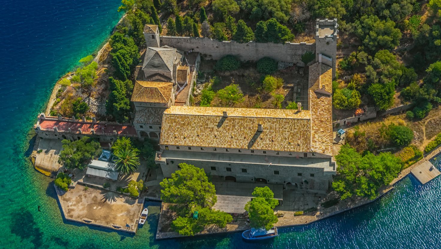 Wyspa Mljet – zielony raj Chorwacji. Co zobaczyć, ciekawostki i praktyczne informacje